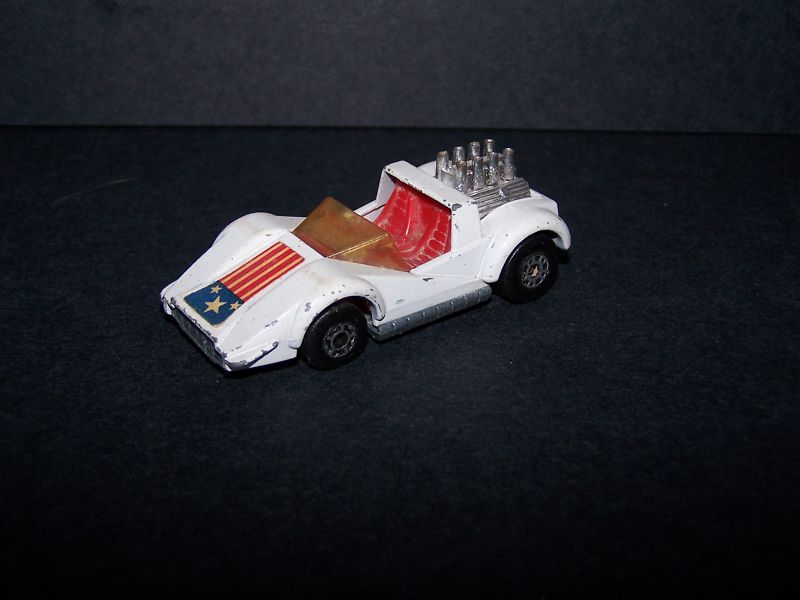 MATCHBOX LESNEY NO.55 SUPERFAST HELLRAISER WHITE RACER  