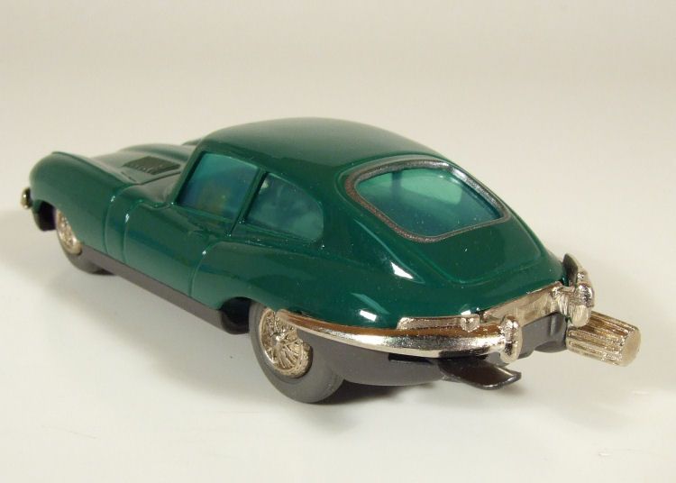 Schuco Wind Up Micro Racer Jaguar E Type (Green) MIB  