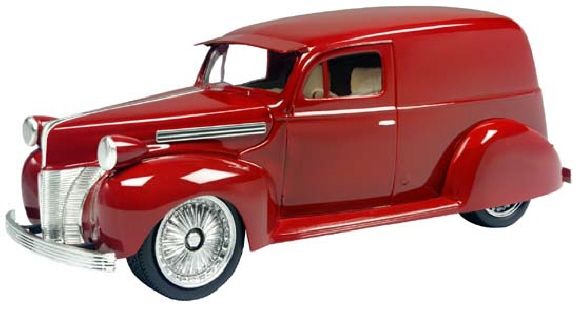 1940 FORD WOODIE   MODEL KIT   AMT/ERTL  