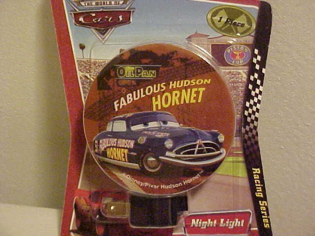 NEW DISNEY CARS HORNET NIGHT LIGHT W/ ROTARY SHADE TO DIRECT LIGHT 