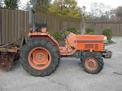 Kubota L2850 4WD tractor 34 H.P. Kubota diesel engine nr will ship 