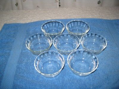   Vintage Scalloped Pyrex 463 & Fire King 424 6 oz Custard Cups  