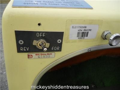 ROY E. DISNEY MAGIC KINGDOM PERSONAL PARGO GOLF CART  