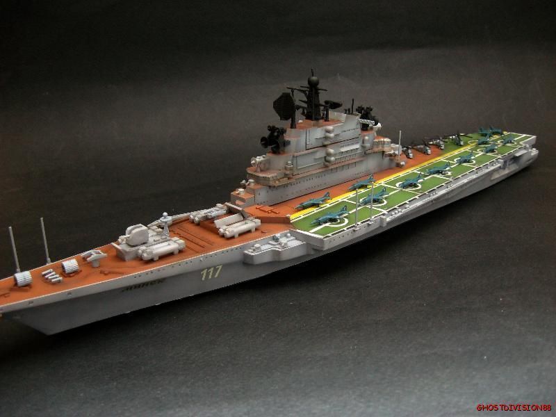 700 BUILD TO ORDER RUSSIAN MINSK AIRCRAFT CARRIER  