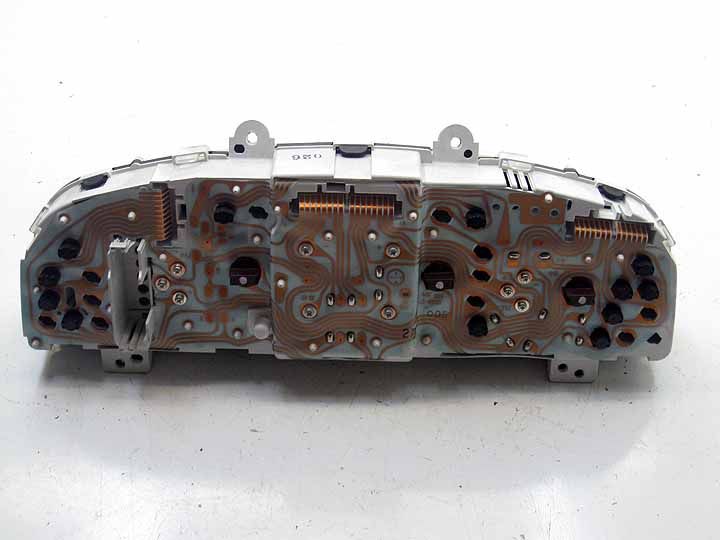 95 02 SUZUKI ESTEEM 4 CYL SPEEDOMETER GAUGE CLUSTER OEM  