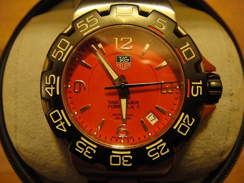   HEUER FORMULA 1 RED DIAL SWISS QUARTZ WATCH   WAC 1113 0 JP8385  