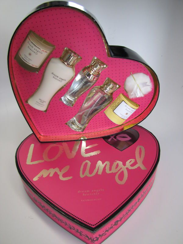 NIB VICTORIA SECRET DREAM ANGELS HEAVENLY GIFT SET $96  