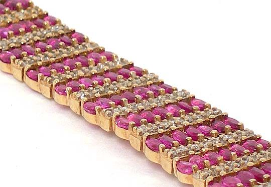 STYLISH VINTAGE 14K, DIAMONDS & RUBIES RETRO BRACELET  