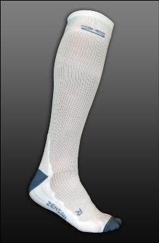 Zensah Knee High Compression Socks   Ship FREE  