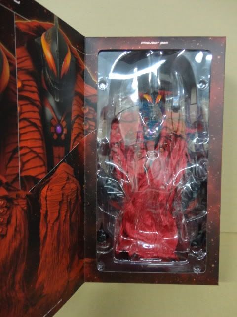 Medicom 1/6 RAH Ultraman Movie Kaiser Belial MISB  