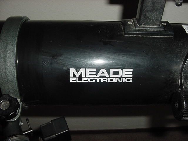 Meade 114EQ DH Equatorial Starfinder Telescope + tripod & remote 