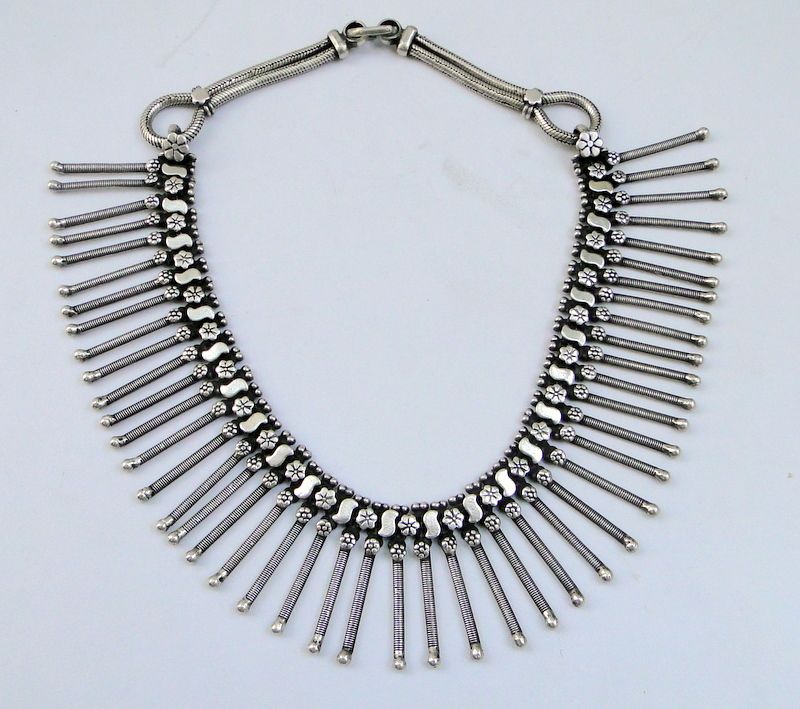 VINTAGE ESTATE 800 SILVER SPIKY NECKLACE CHOKER  