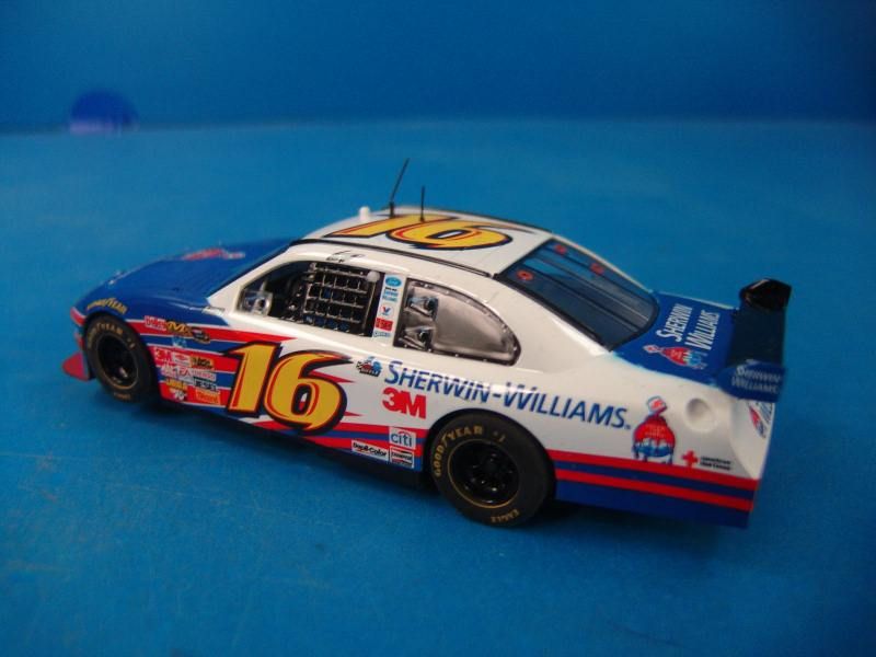   32 Slot Car Digital Ford Fusion Sherwin Williams NASCAR Racing Stock