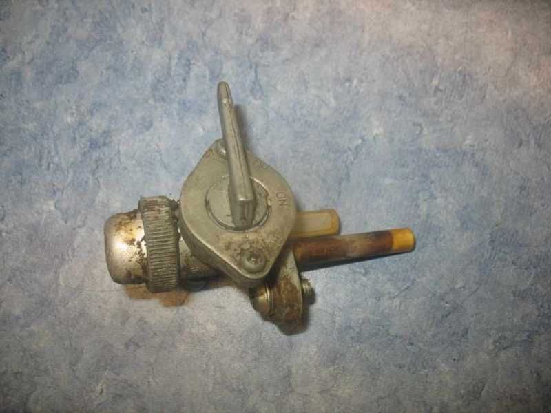 FUEL CK VALVE 1973 YAMAHA RT3  