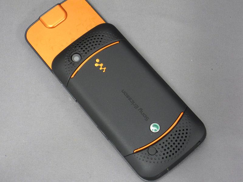 NEW UNLOCK SONY ERICSSON W395 QUAD GSM SPEAKER BLACK  