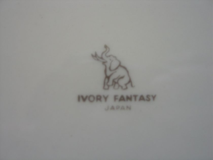 28 Pc Ivory Fantasy Dishes Japan China White on White Platinum Edge 