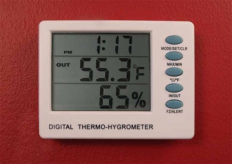 displays relative humidity batteries included please feel free to 