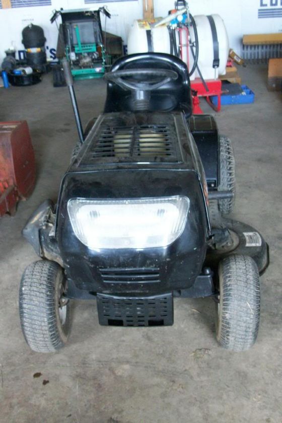 MTD Yard Machines Lawn Tractor Rider Mower Briggs  