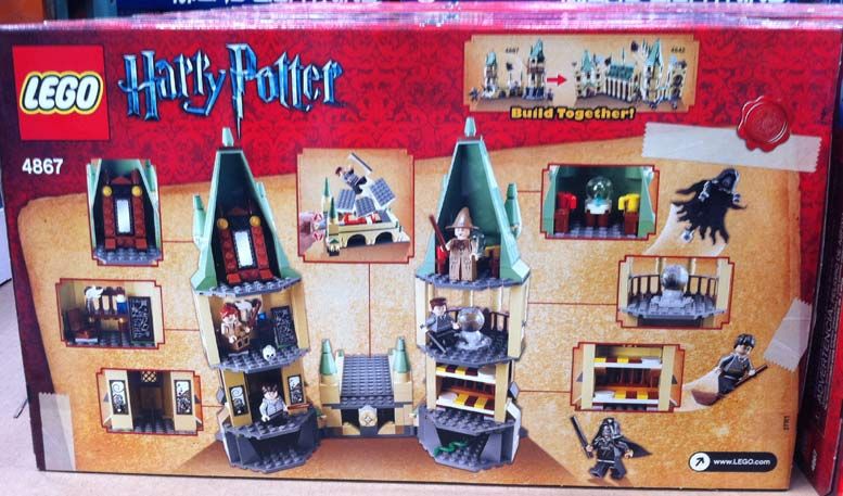 Join in the Battle for Hogwarts Includes 7 minifigures; Professor 