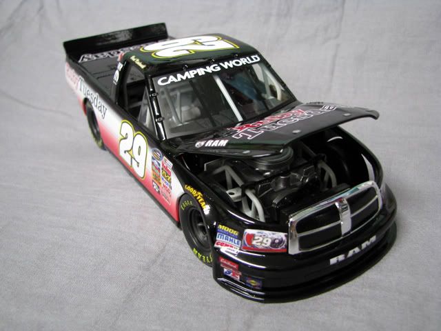   KESELOWSKI #29 RUBY TUESDAY DODGE RAM TRUCK BRISTOL CFS 1/24  