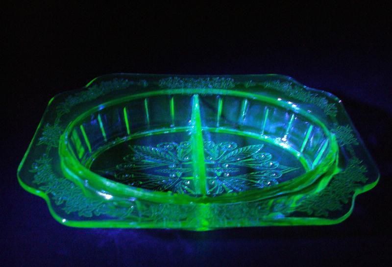 Vaseline Uranium Depression glass condiment butter dish  